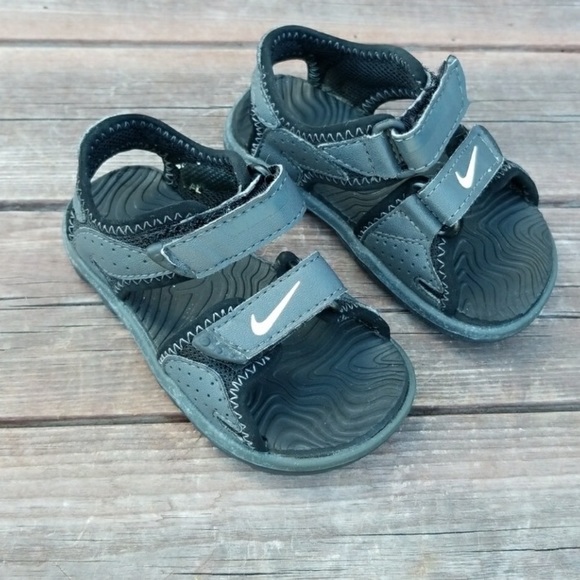 baby nike sandals